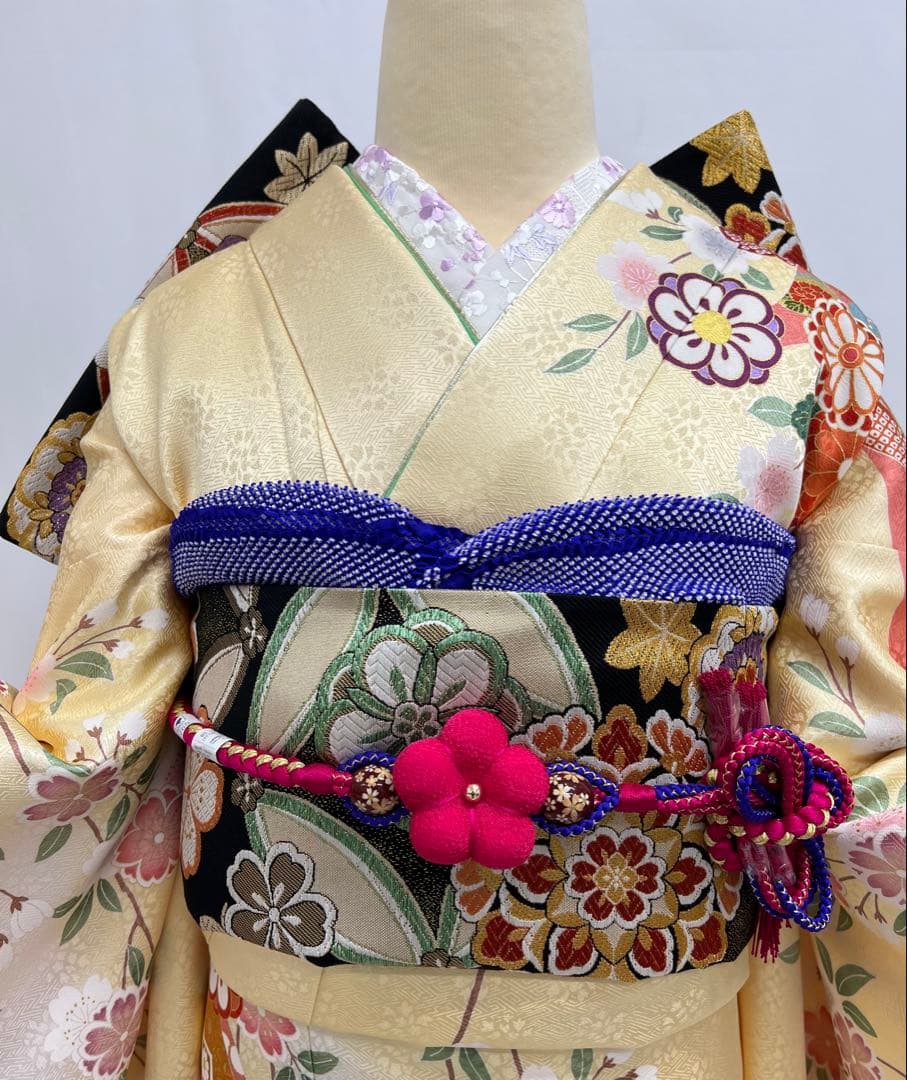 振り袖　振り袖　長襦袢付　成人式　金彩加工　刺繍入り　669