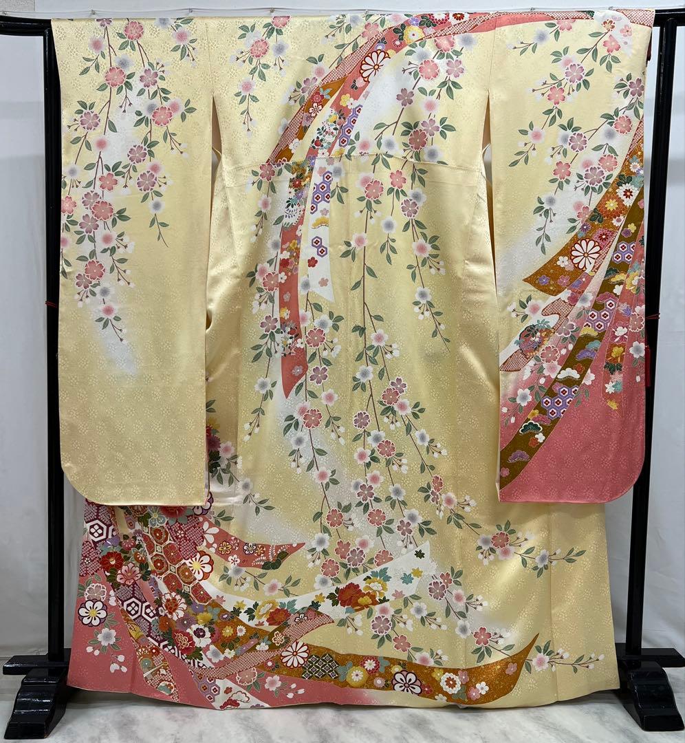 振り袖　振り袖　長襦袢付　成人式　金彩加工　刺繍入り　669