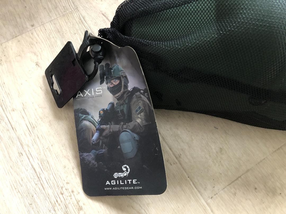 Agilite Axis ニーパッド レンジャーグリーン PVCパッチ付き