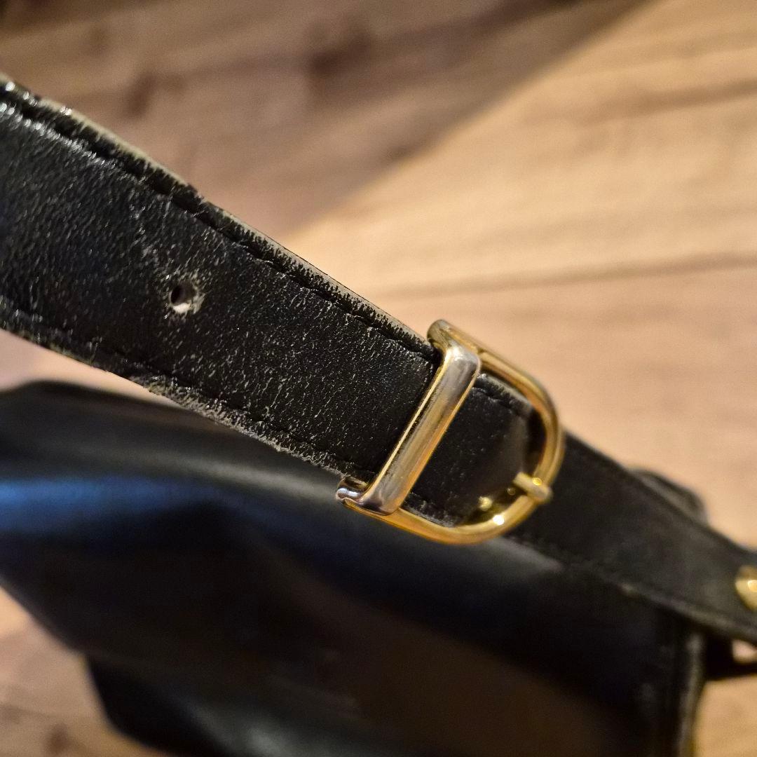 Burberry 黒 レザー ショルダーバッグ