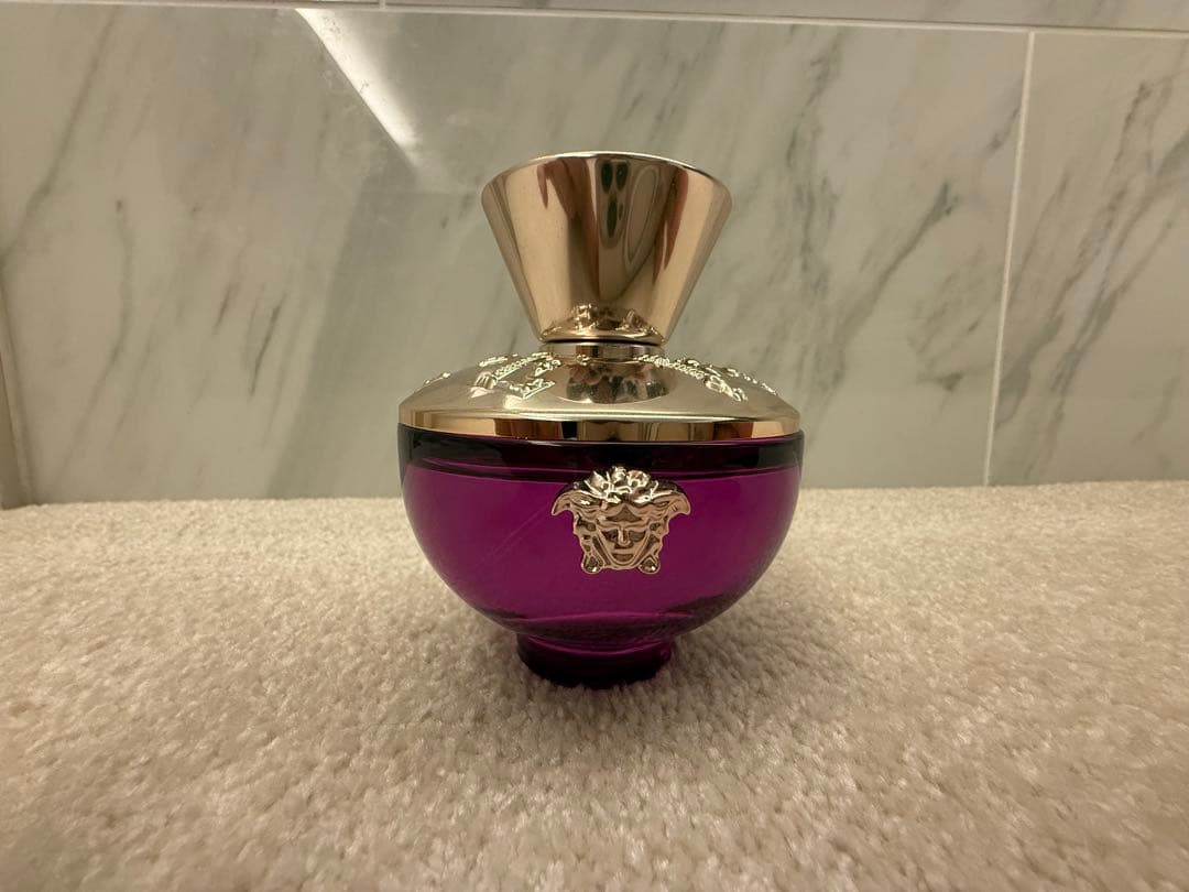 mara様ベルサーチ　ディラン パープル EDP 100 ML 残量90%