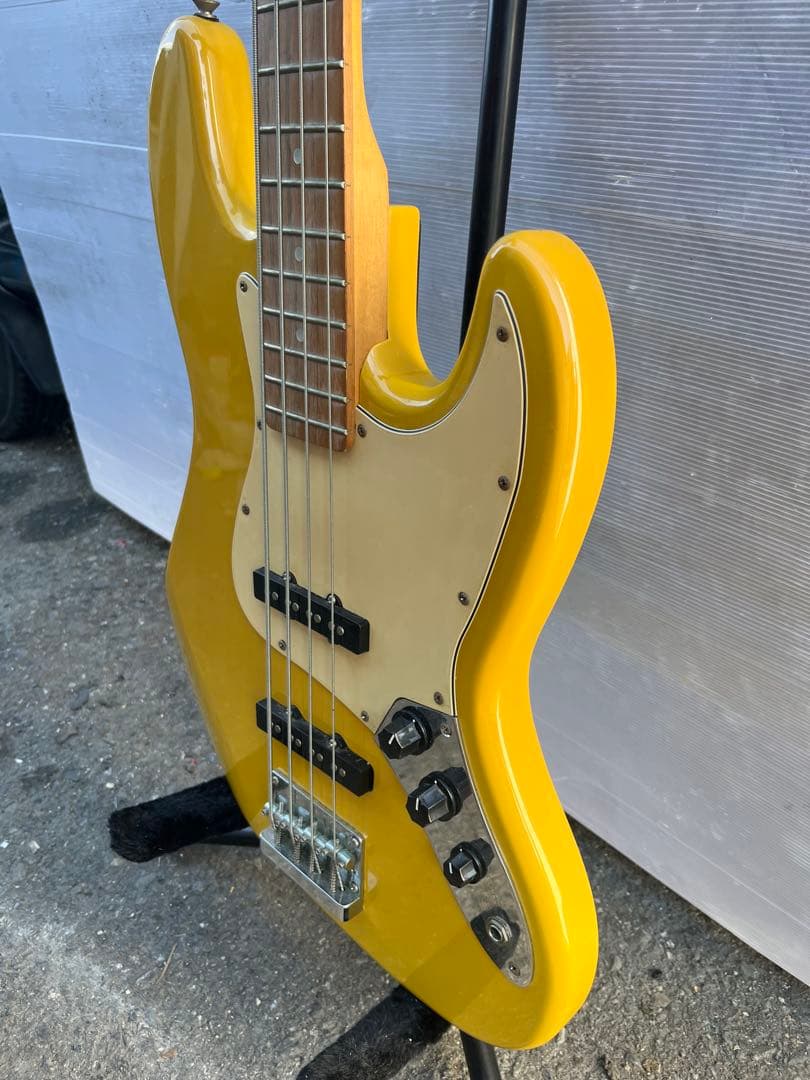 シャルル　Legend（レジェンド）」　エレキベース「LJB-Z」初心者用