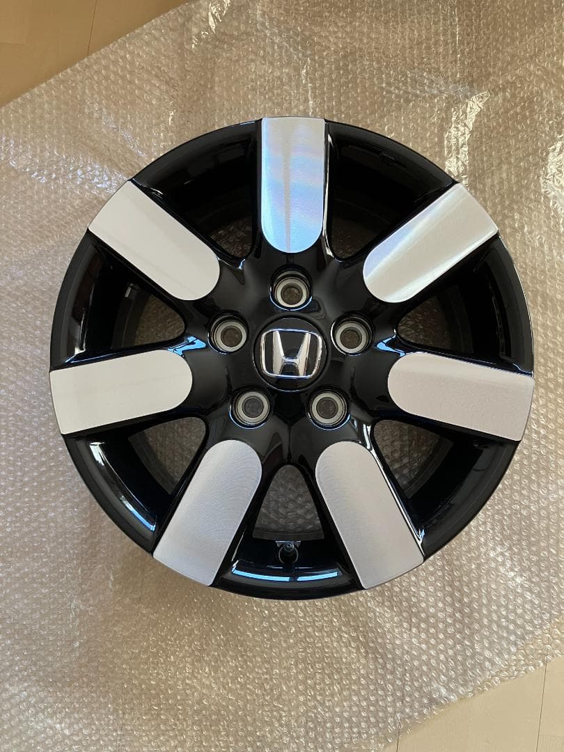 フリード 純正アルミホイール １本【A】