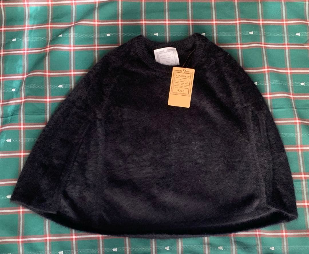 【新品・完売】BEARDSLEYファーニットポンチョ・黒