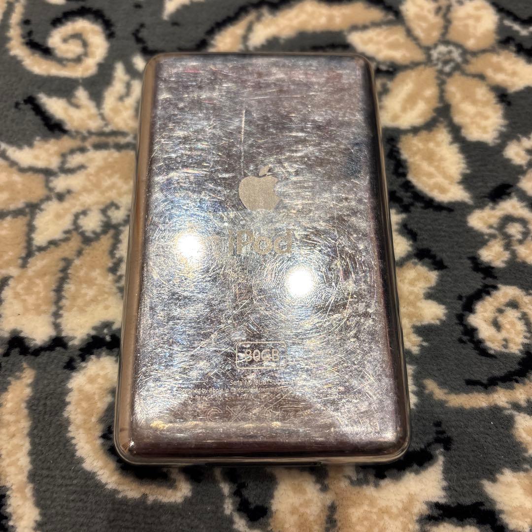 iPod classic 本体 80GB 動作確認済み ケーブル付き