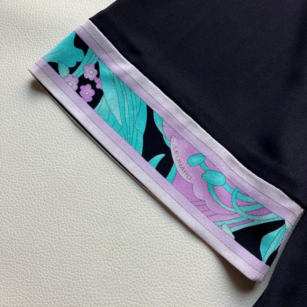 近年美品　レオナール 大きいサイズ44 チュニック　カンカン　花柄