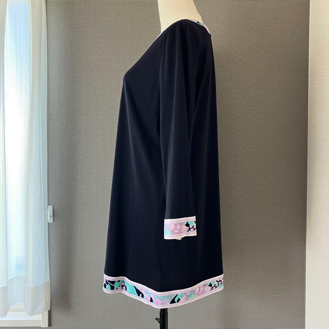 近年美品　レオナール 大きいサイズ44 チュニック　カンカン　花柄