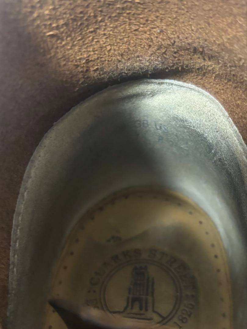 clarks ダークブラウン レザー チャッカブーツ