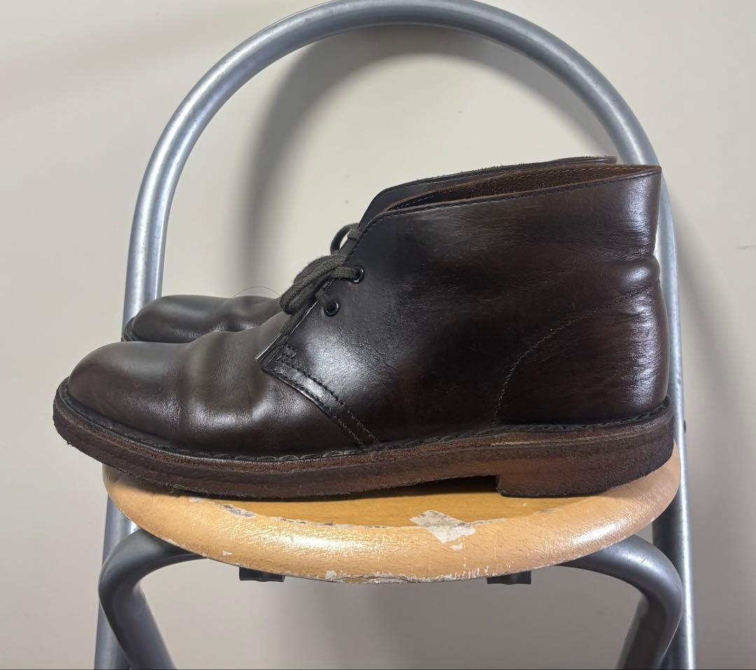 clarks ダークブラウン レザー チャッカブーツ