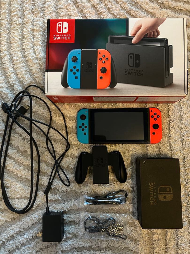 【美品】【即日発送】Nintendo Switch ネオンブルー/レッド 本体