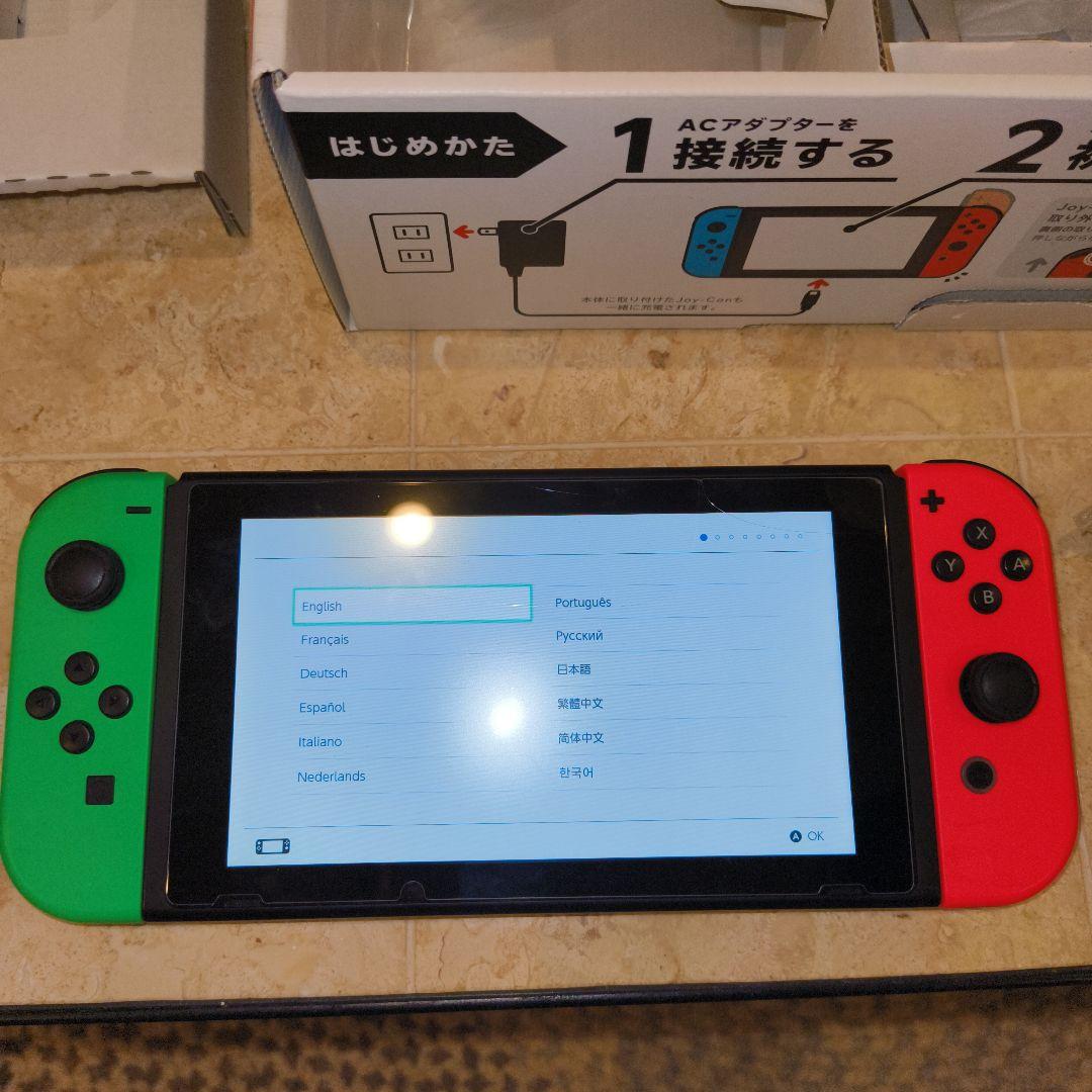 Nintendo Switch 本体 グリーン・ピンク　付属品完備　初期化済み