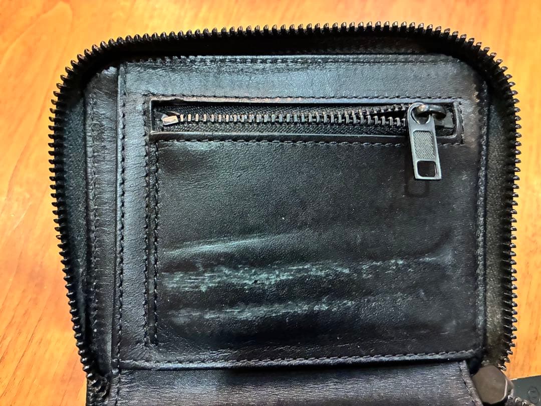 確実正規品！メゾンマルジェラ　コンパクトウォレット　財布　カード&箱あり