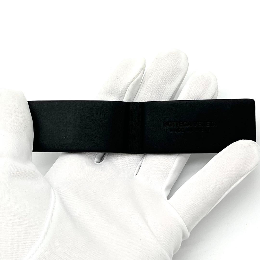 【美品】ボッテガヴェネタ　マネークリップ　イントレチャート　レザー　ブラック