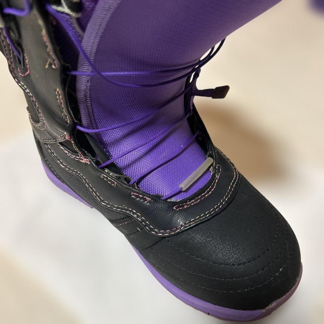 【週末限定値下げ！】女性用　スノーボードブーツ 黒/紫　BURTON