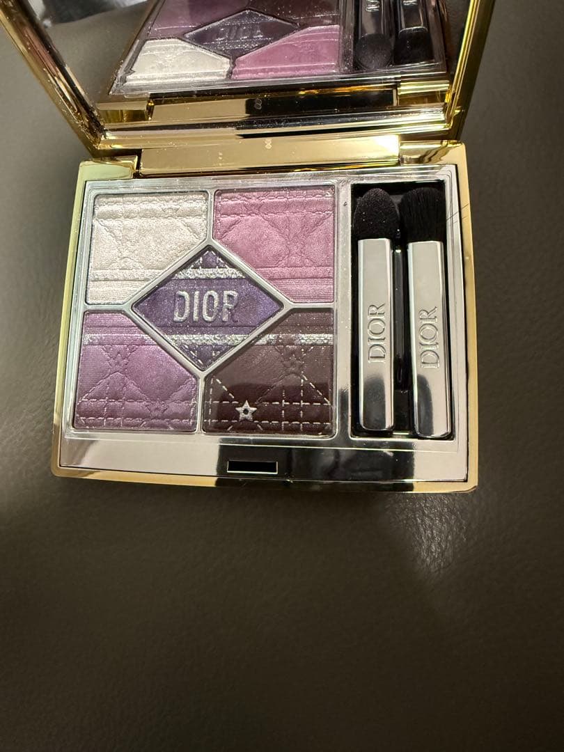 912 ディオールショウ サンククルール　ホリデー コレクション 2025