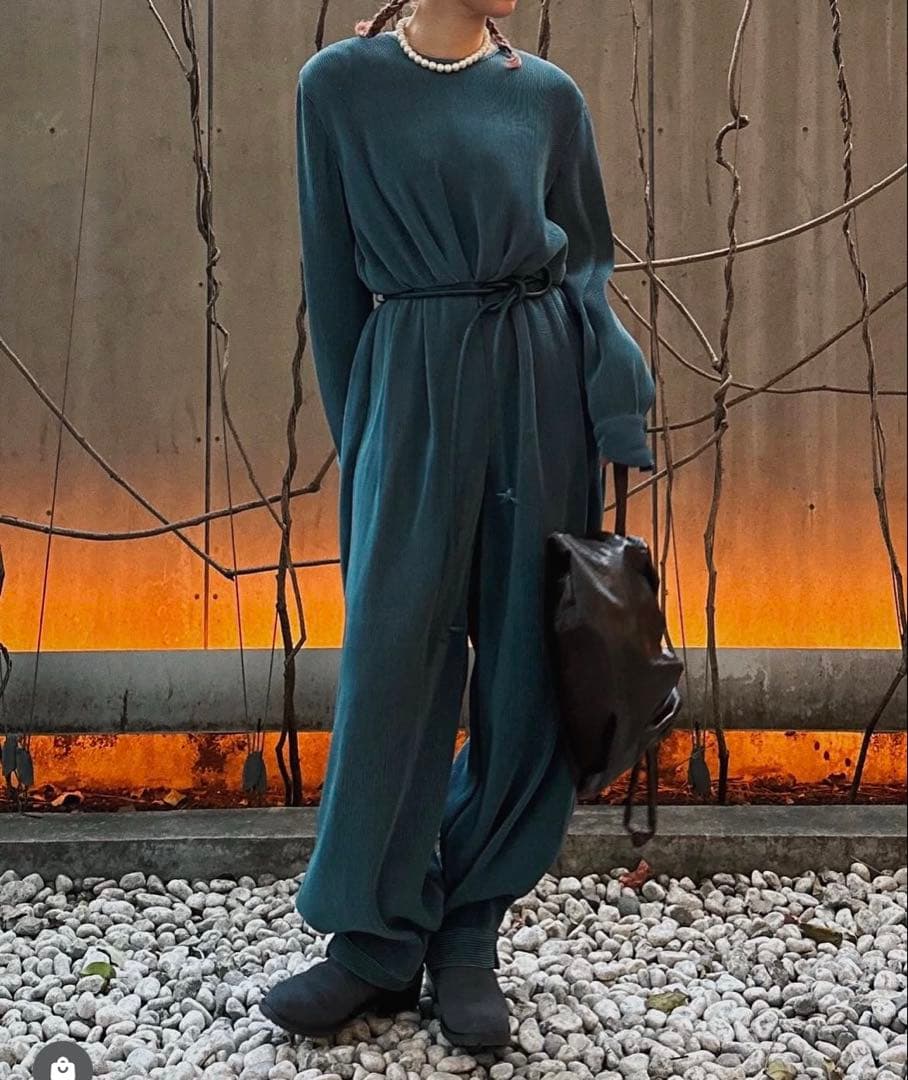 新品未使用THROW by SLY PLEATS ジャンプスーツ プリーツデニム