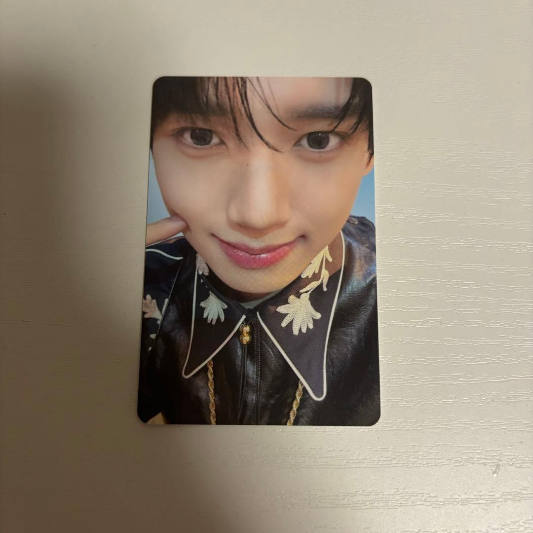 ZB1 ゼベワン ユジン HELLO チェキ トレカ 特典 ポスカ 封入 渋谷