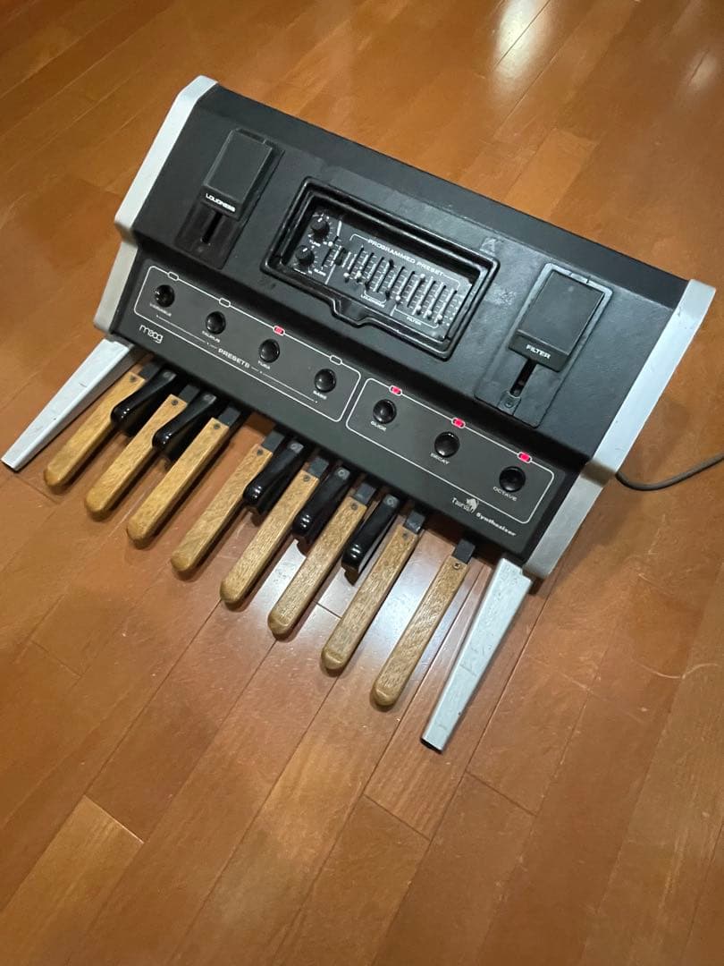 ムーグ タウラス I （ベースペダルシンセ）