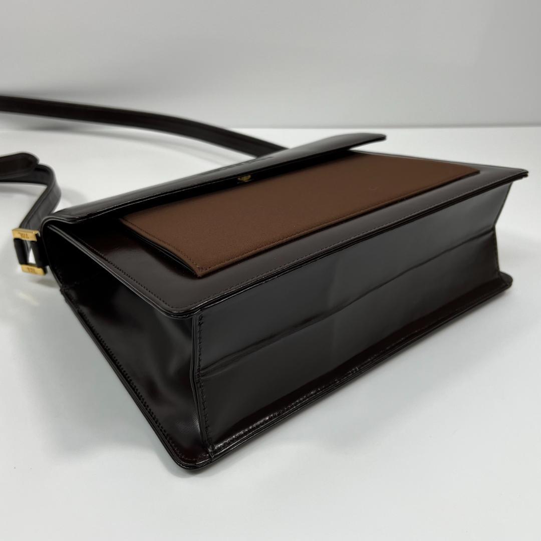 イブサンローラン ショルダーバッグ レザー ブラウン MBZ219