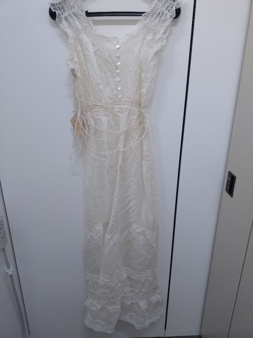 me&me couture レースワンピース 新品未使用