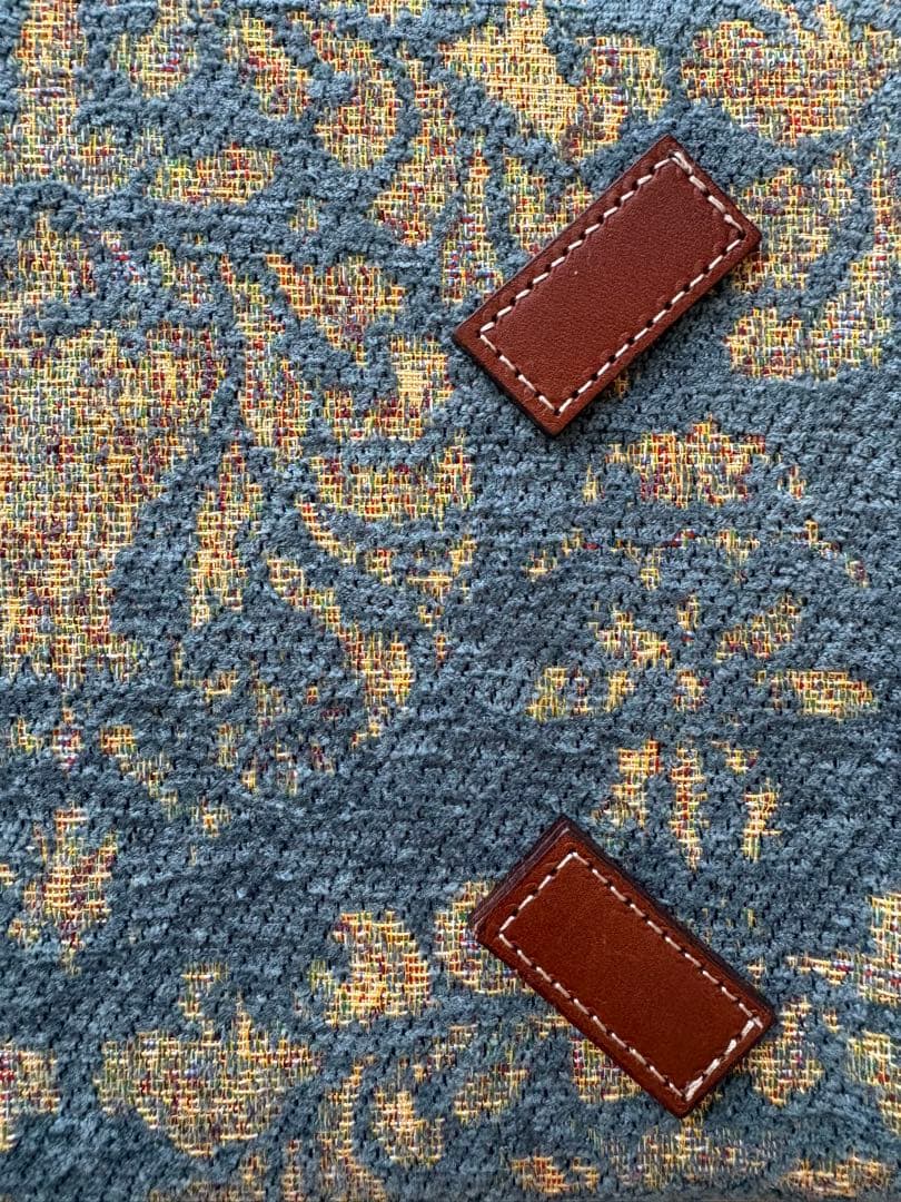 A VACATION アバケーションTANKトートバッグ　くすみブルーバロック柄