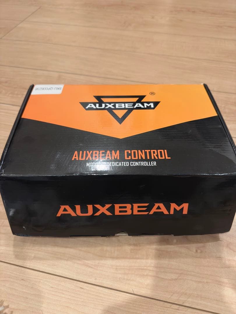 パーツ AUXBEAM 6 Gang Switch Panel System