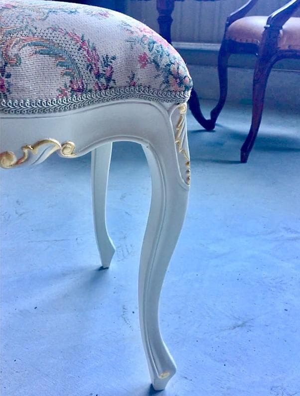 値下げしました！　猫脚スツール：ファブリックA 薔薇柄　 スツール