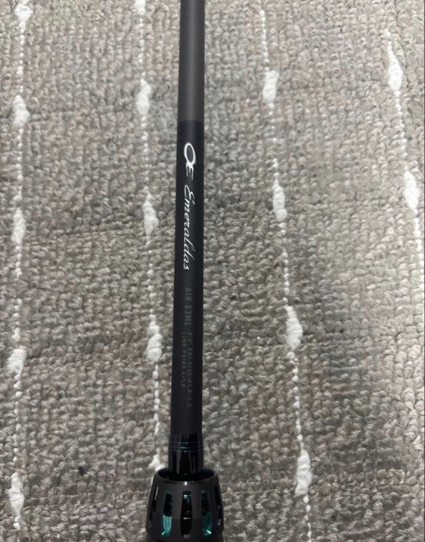 Emeraldas AIR 83ML エギングロッド