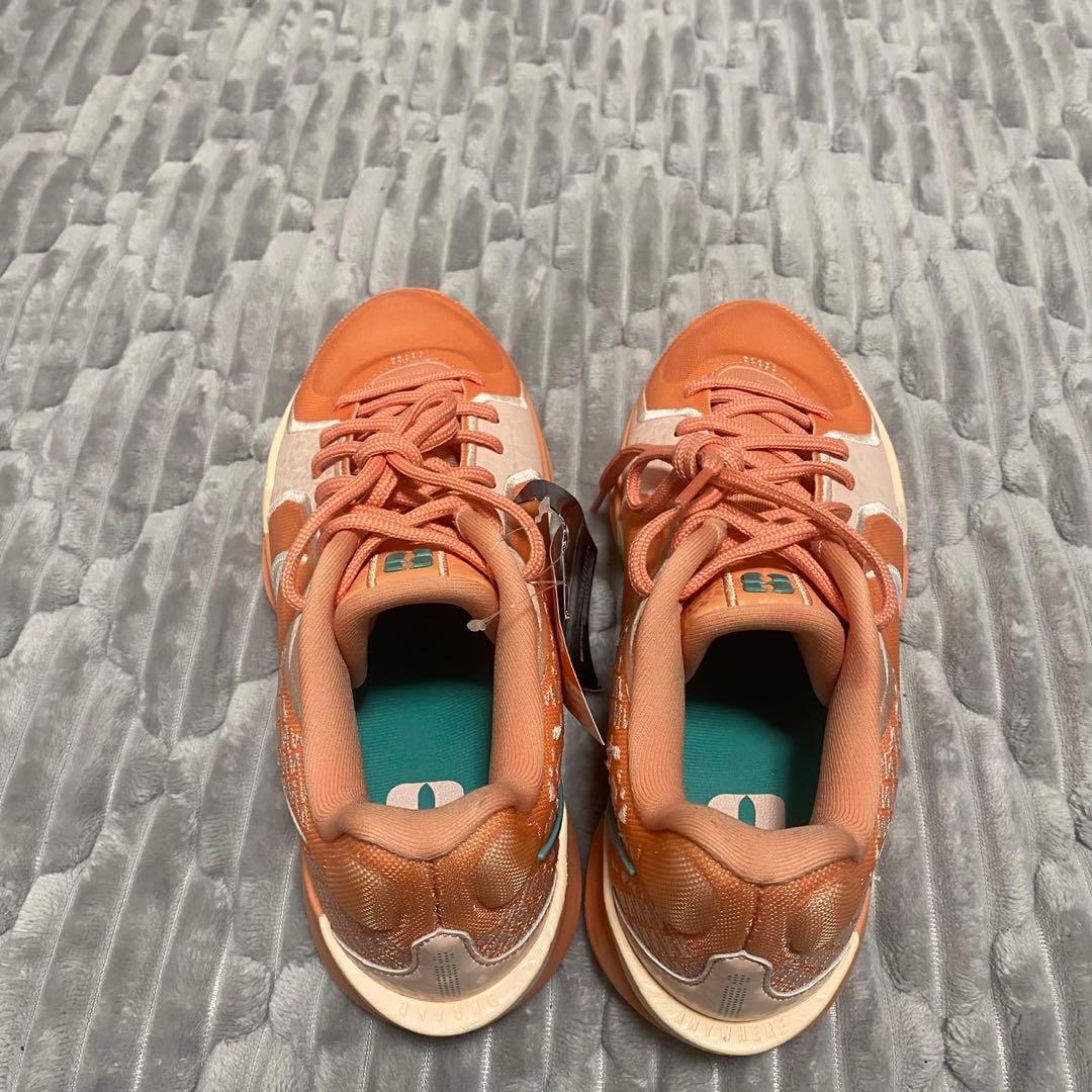 ナイキ ウィメンズ サブリナ 2 25.5㎝