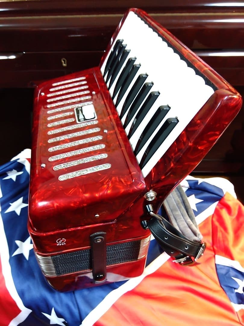 【綺麗な音色即演奏可】Yamaha ソプラノ アコーディオン S-25B 25鍵