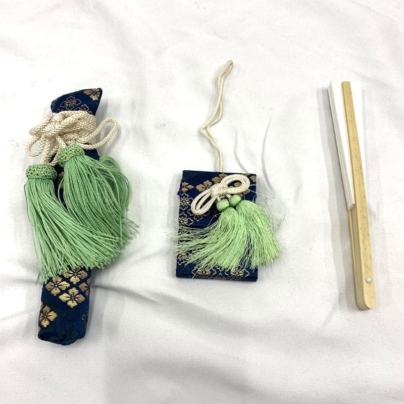 505ab12■七五三 五歳 男児 着物&羽織&袴&角帯&小物 小柄 兜■美品