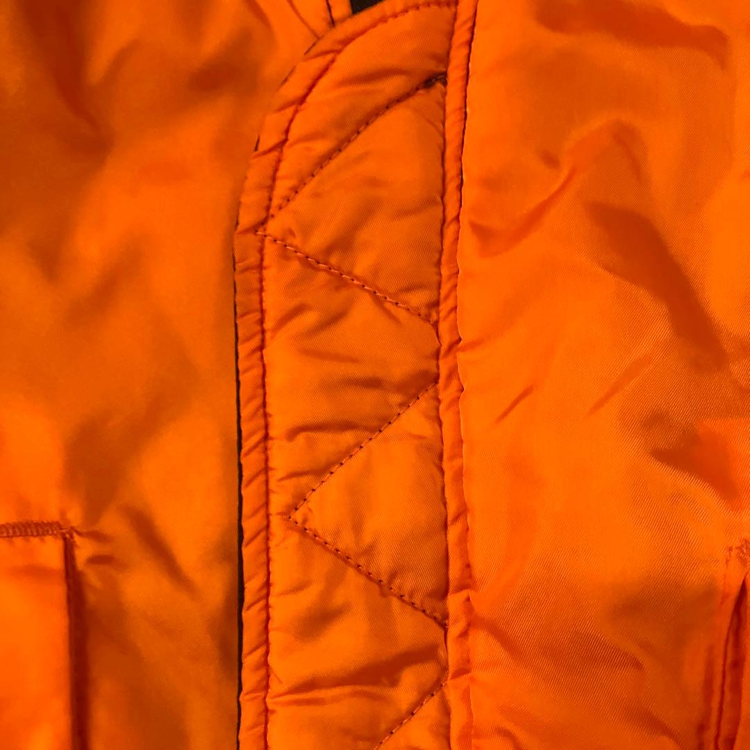 j24)ALPHAINDUSTRIES MA−1中綿入りリバーシブルブルゾン