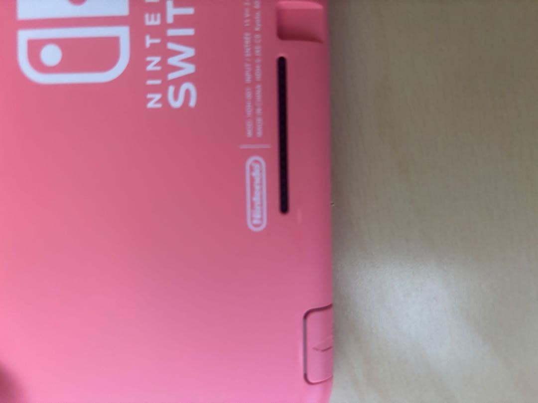 NintendoSwitchライト　コーラル　箱あり　付属品あり