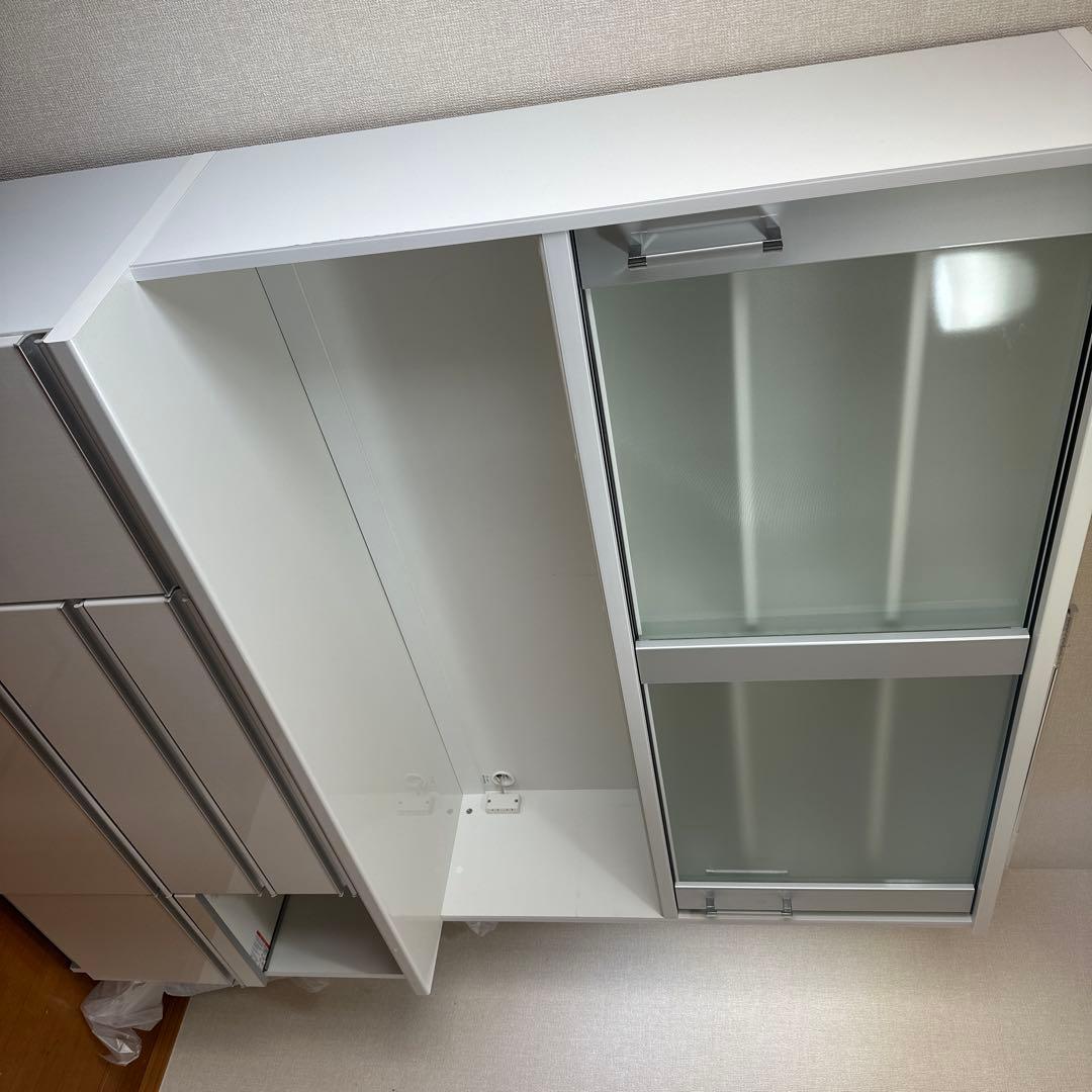 食器棚　160 泉洋化工　ホワイト　鏡面加工