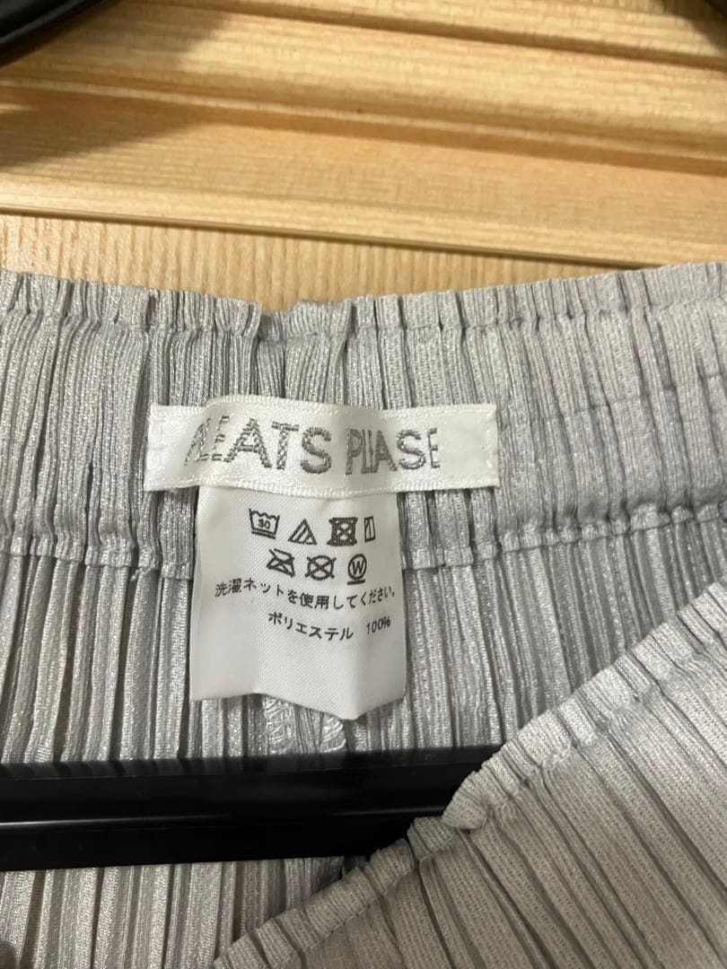 PLEATS PLEASE ISSEY MIYAKE プリーツパンツサイズ2