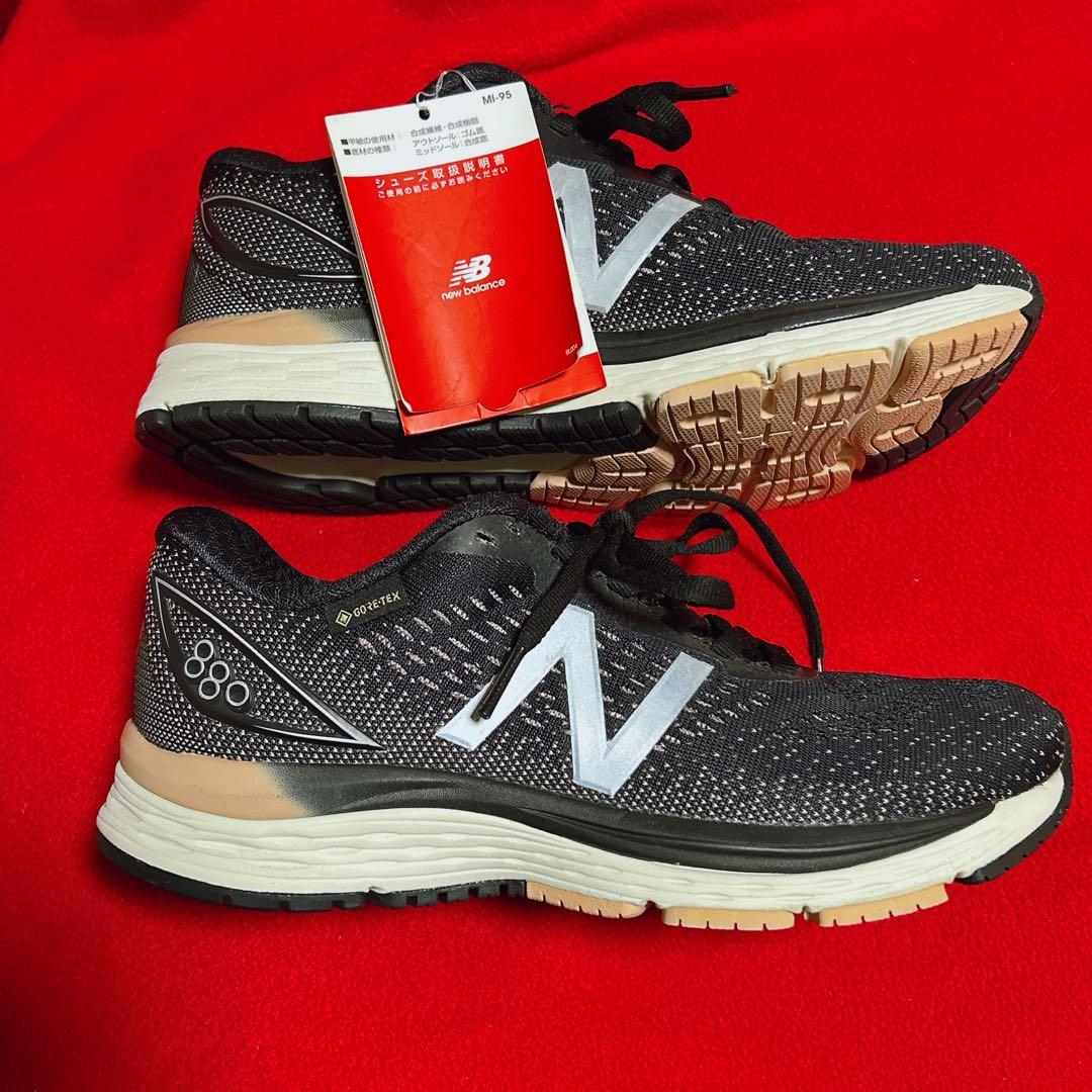 GALA新品 ニューバランス M880V9 ゴア スニーカー 23.5cm