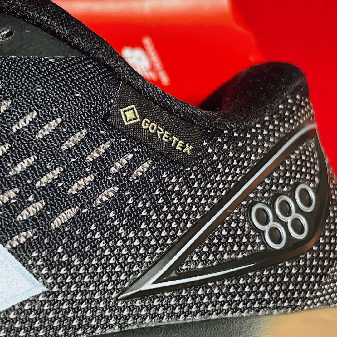 GALA新品 ニューバランス M880V9 ゴア スニーカー 23.5cm