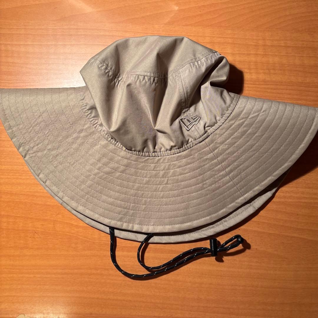 【別注】＜NEW ERA＞ワイドブリム ハット3 ―撥水― ベージュ