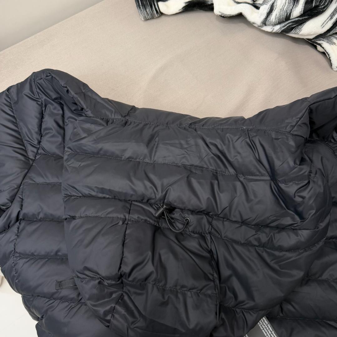 Supreme ブラック ダウンジャケット M