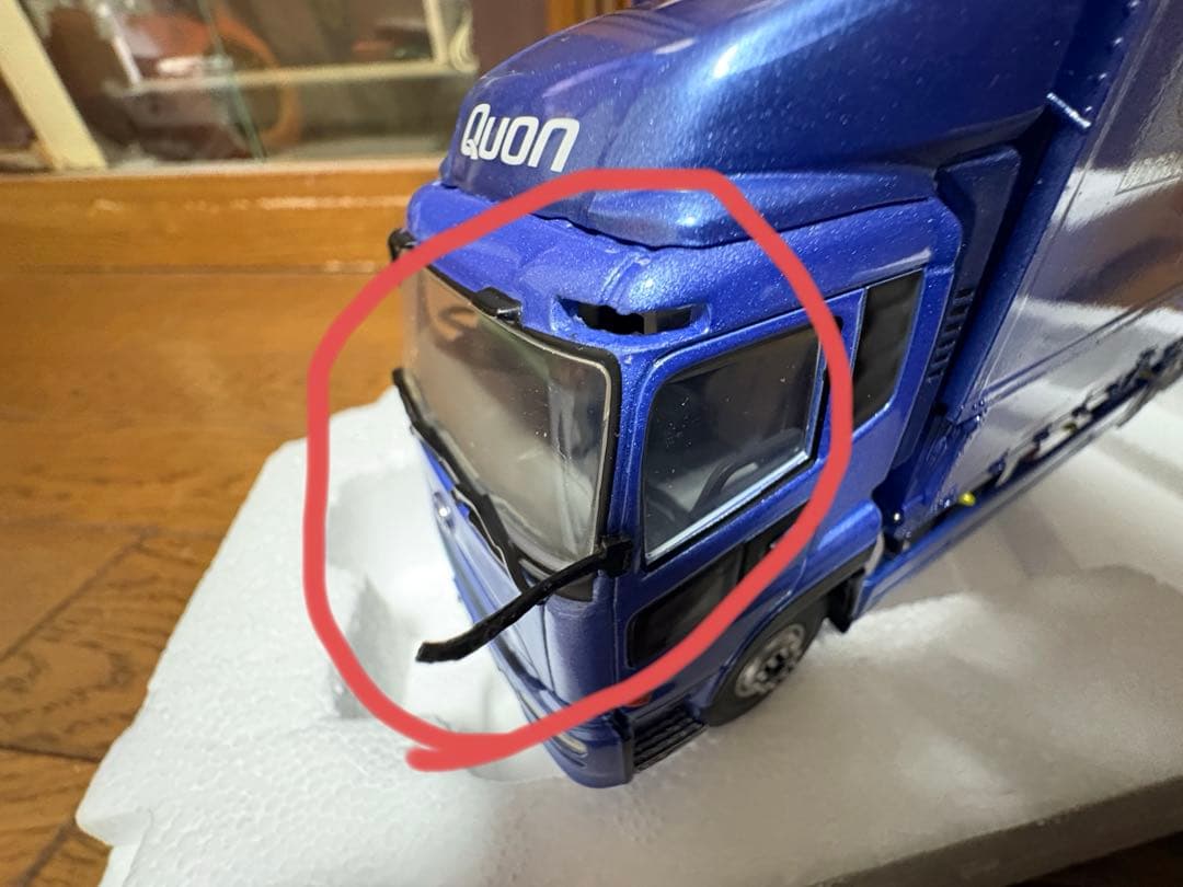 UD TRUCKS Quon 1／43モデル