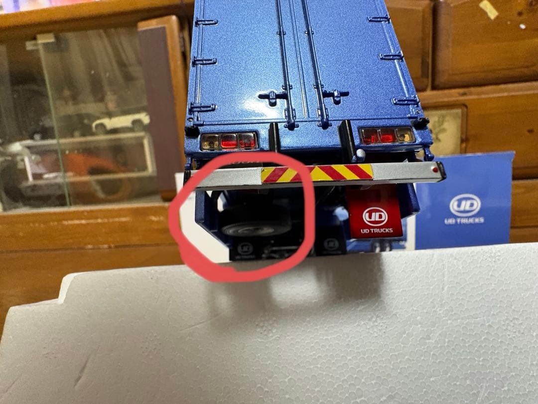 UD TRUCKS Quon 1／43モデル