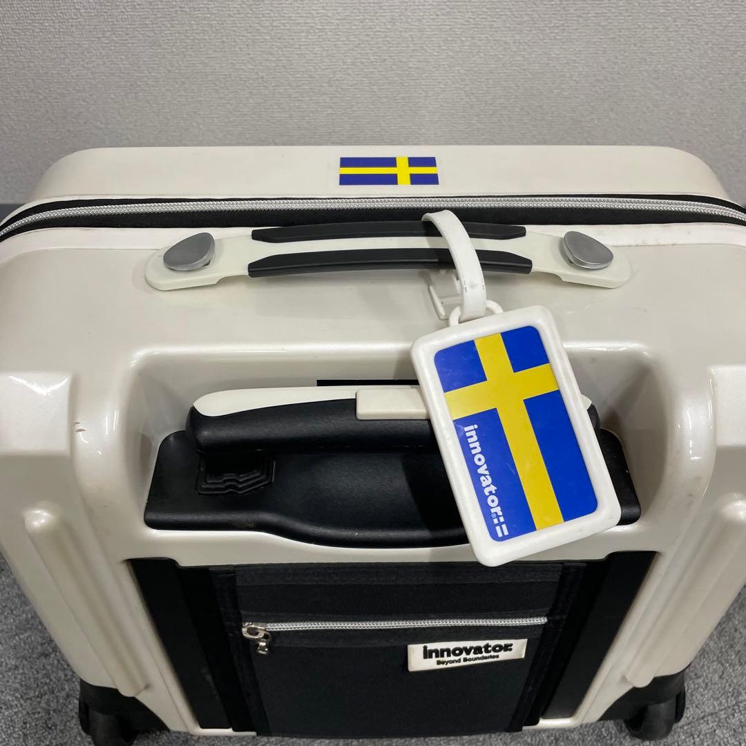 イノベーター innovator キャリーケース 機内持ち込み ホワイト