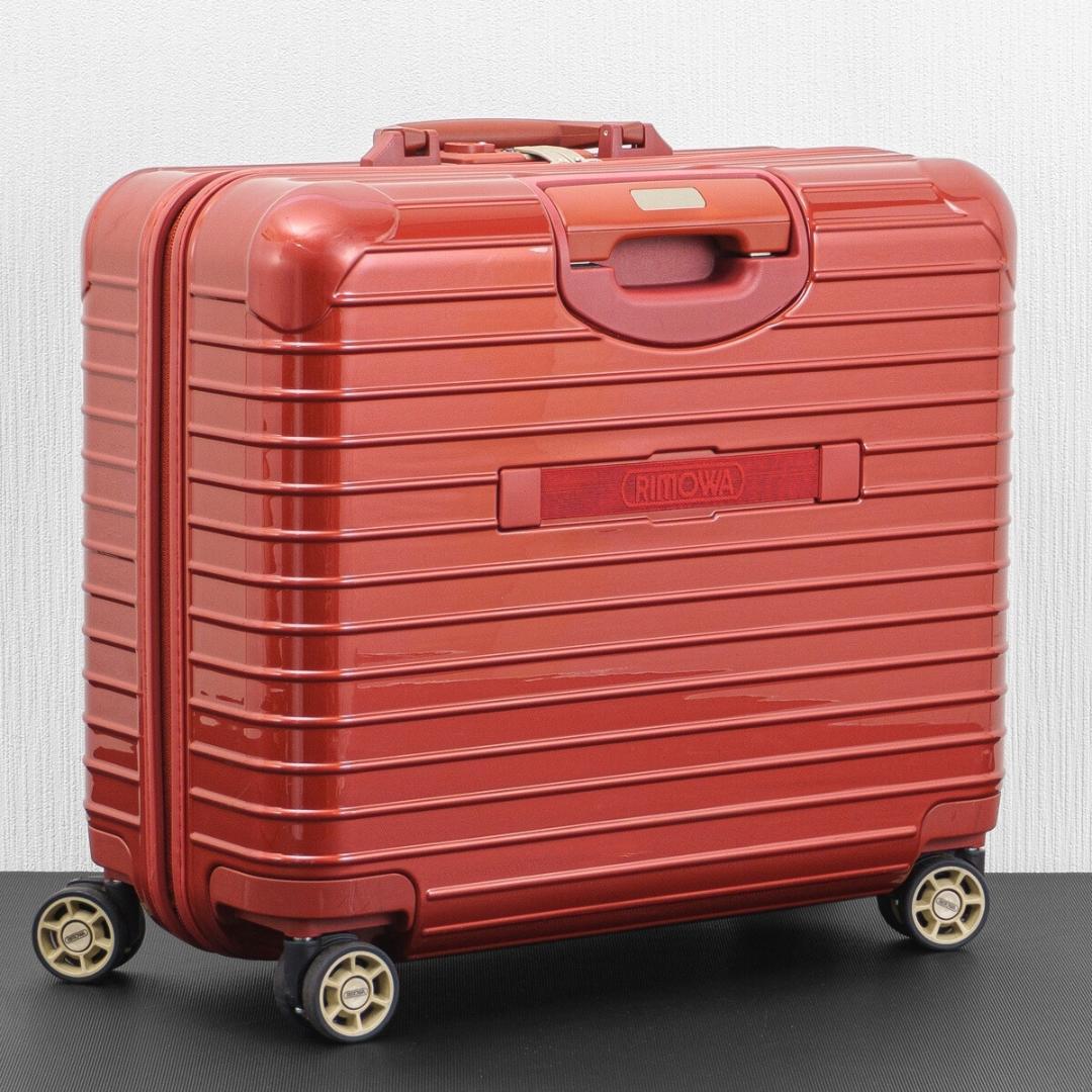 美品 リモワ サルサデラックス 32L 前面スリーブ付き 4輪 TSAロック 赤