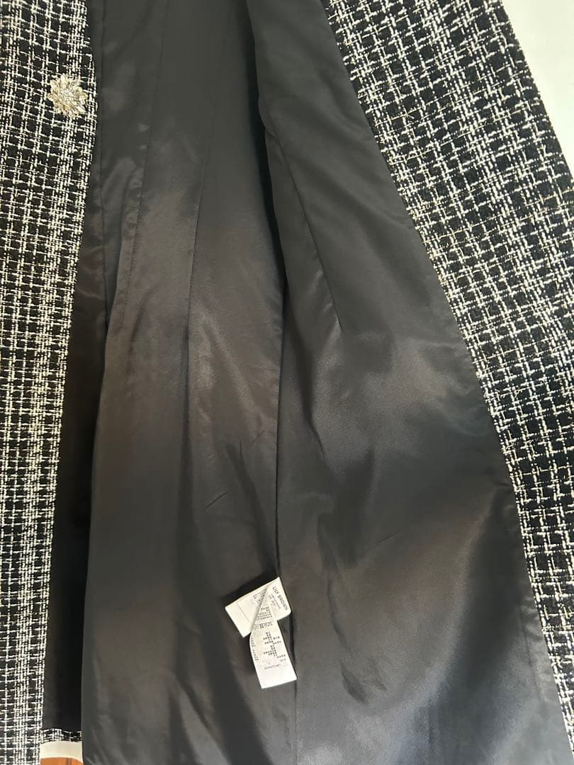 LILY BROWN チェスターコート Mサイズ 黒系