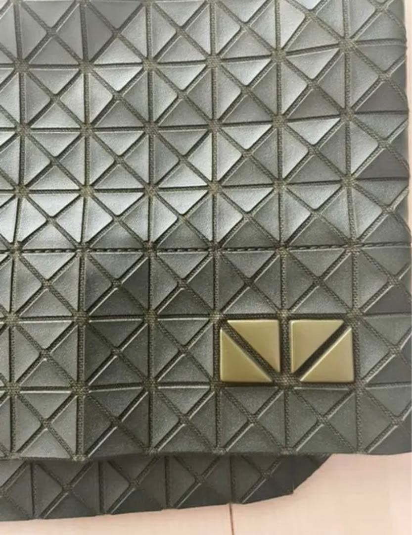 BAOBAO ISSEY MIYAKE クラッチバッグ 限定色