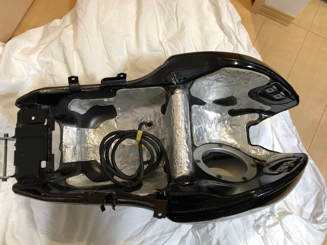  R nineT カスタムペイントアルミタンク　rninet アルミタンク