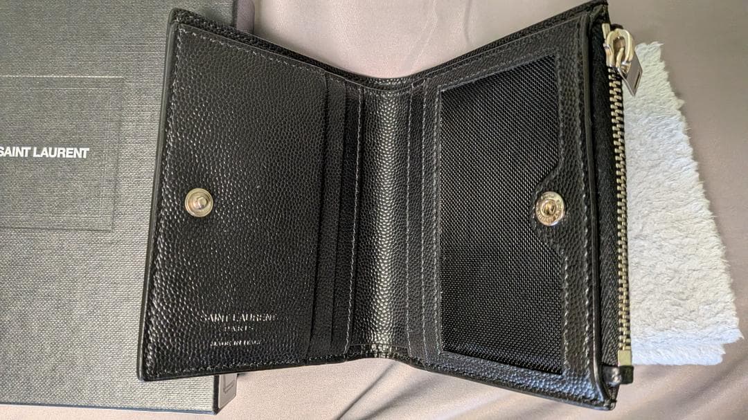 SAINT LAURENT PARISサンローラン 2つ折り財布ブラック YSL