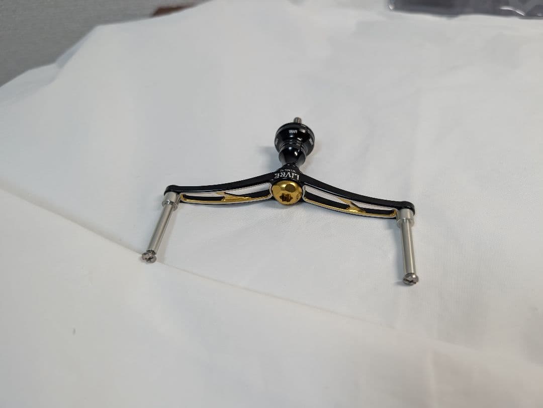 新品　シマノS2　リブレ 管381HYY 限定　ゴールドファング　ダブルハンドル