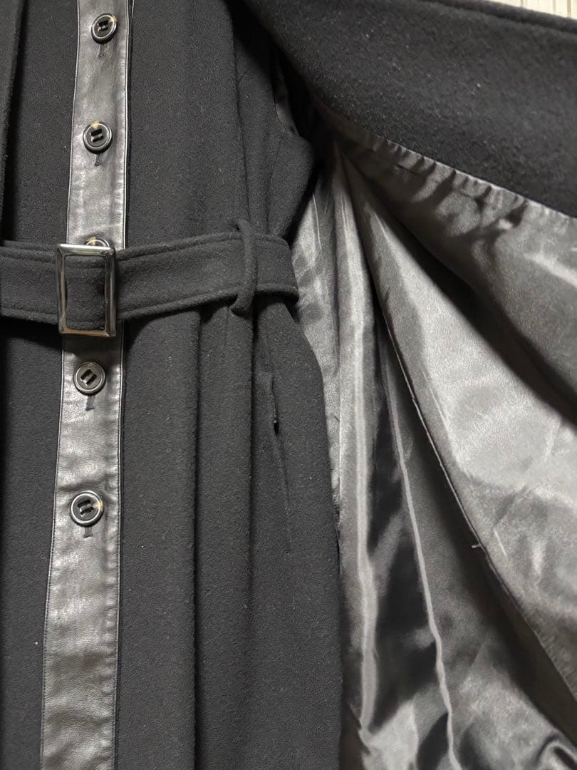 リリーブラウン ケープコート　ブラック