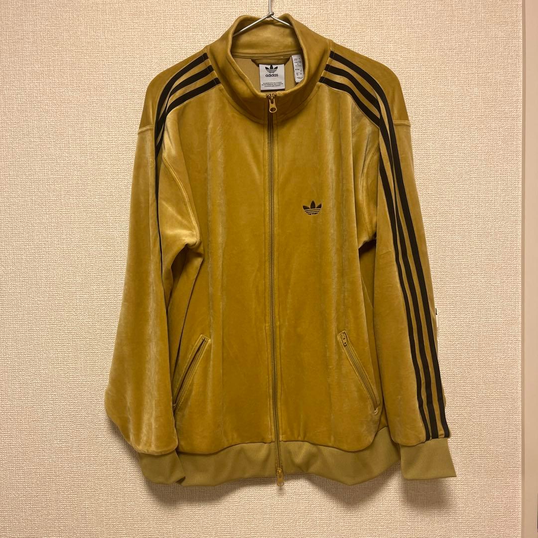 adidas ベロアトラックジャケット　ジャージ